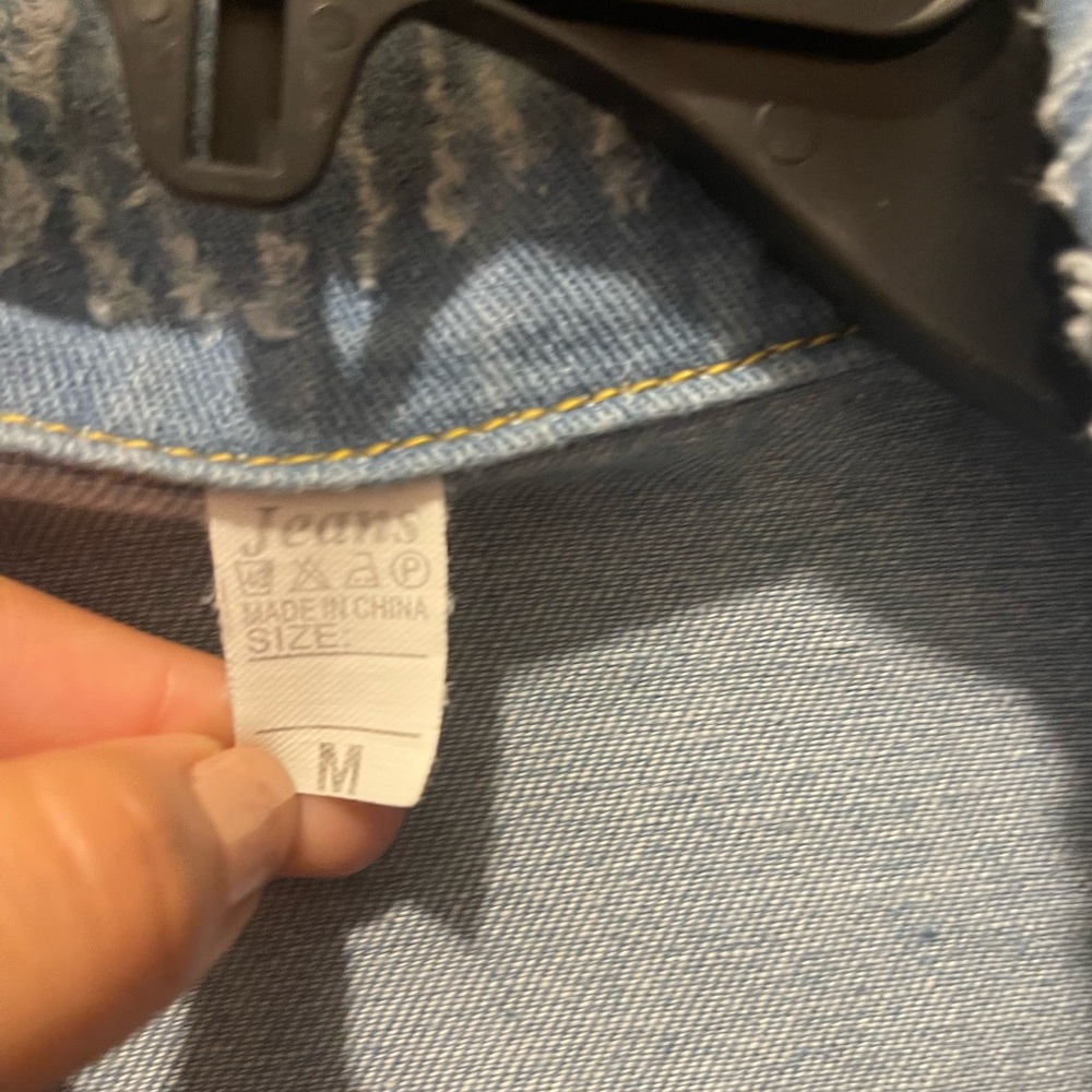jeans jacket! - Picture 3 of 3